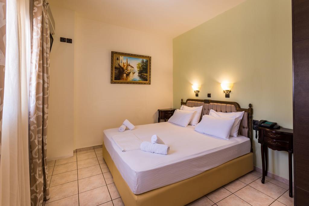 Dias Hotel & Apts Сталида Экстерьер фото